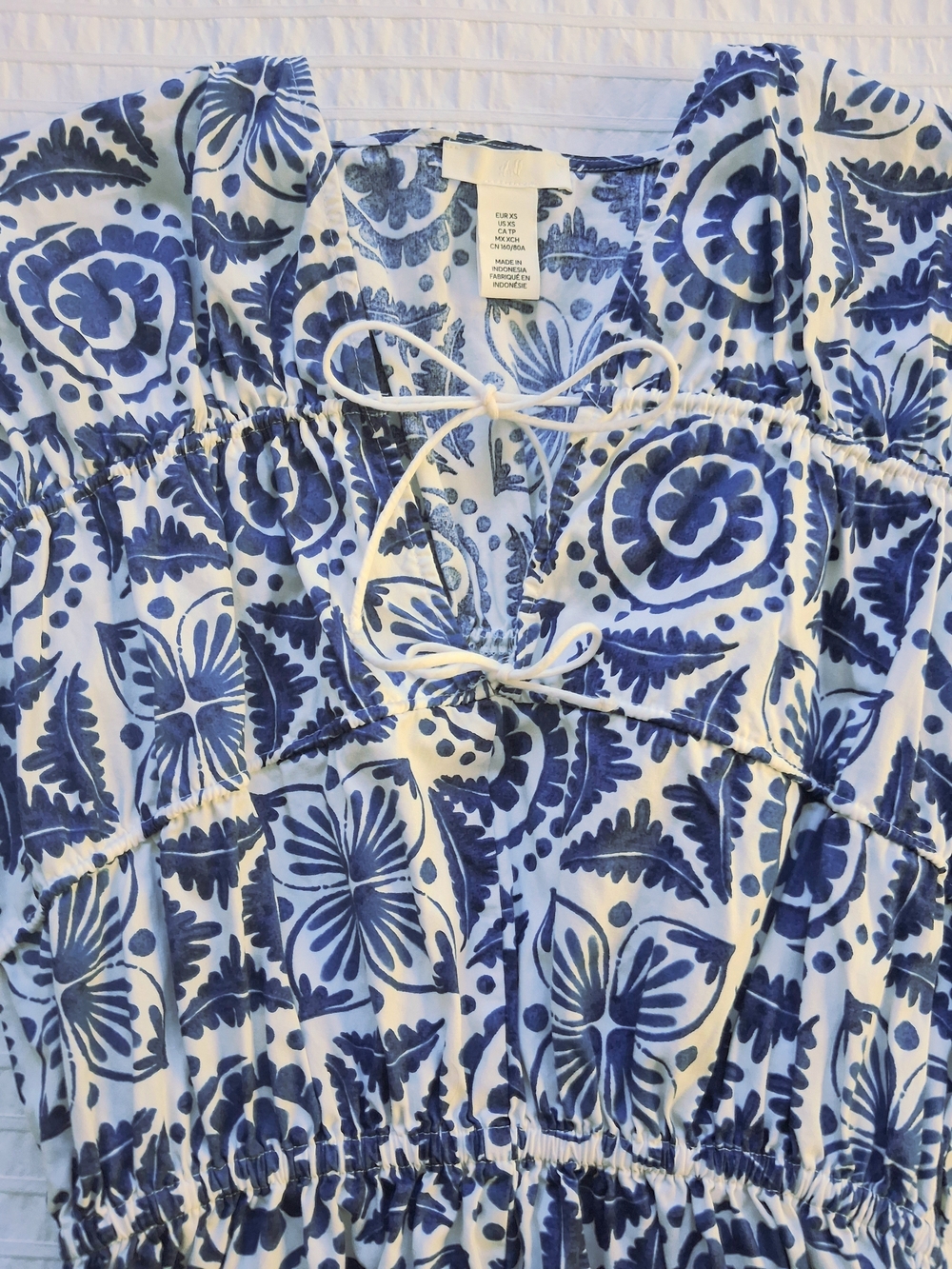 H&M - WHITE AND BLUE MINI DRESS 🐚🌊☀️ - Picture 4 of 6